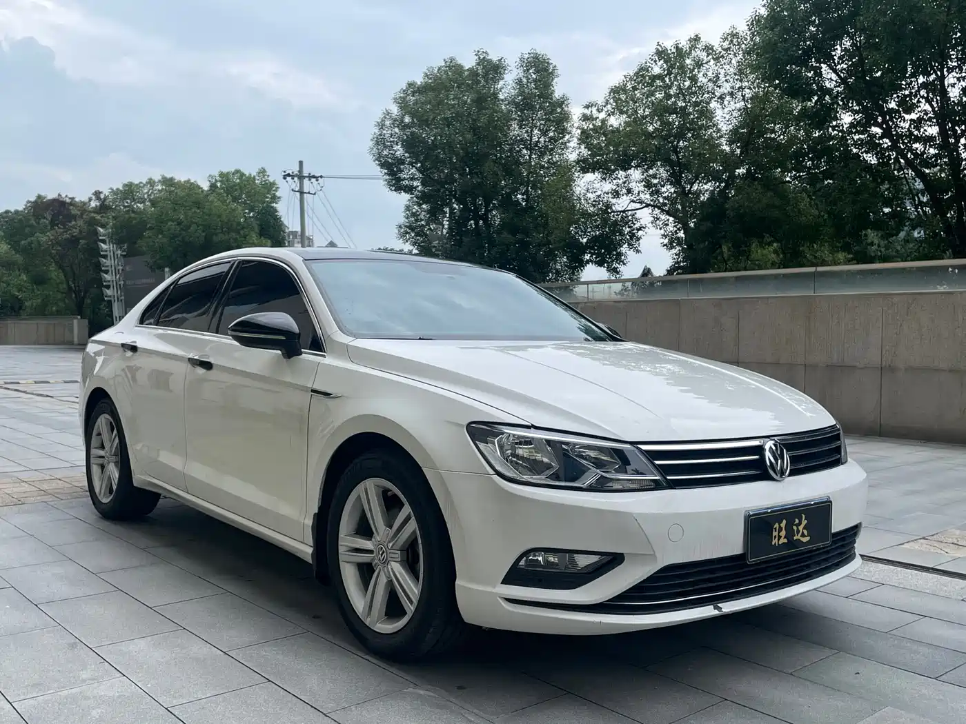 Volkswagen Lamando 2015 280TSI DSG Comfort фото 3