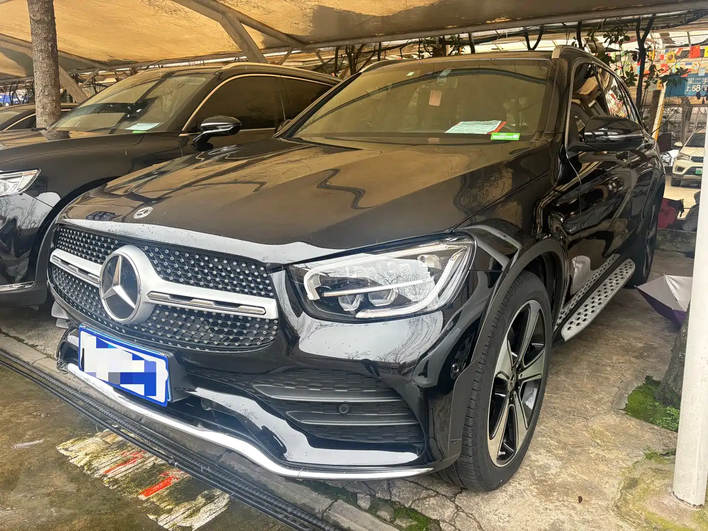 MERCEDES-BENZ GLC
