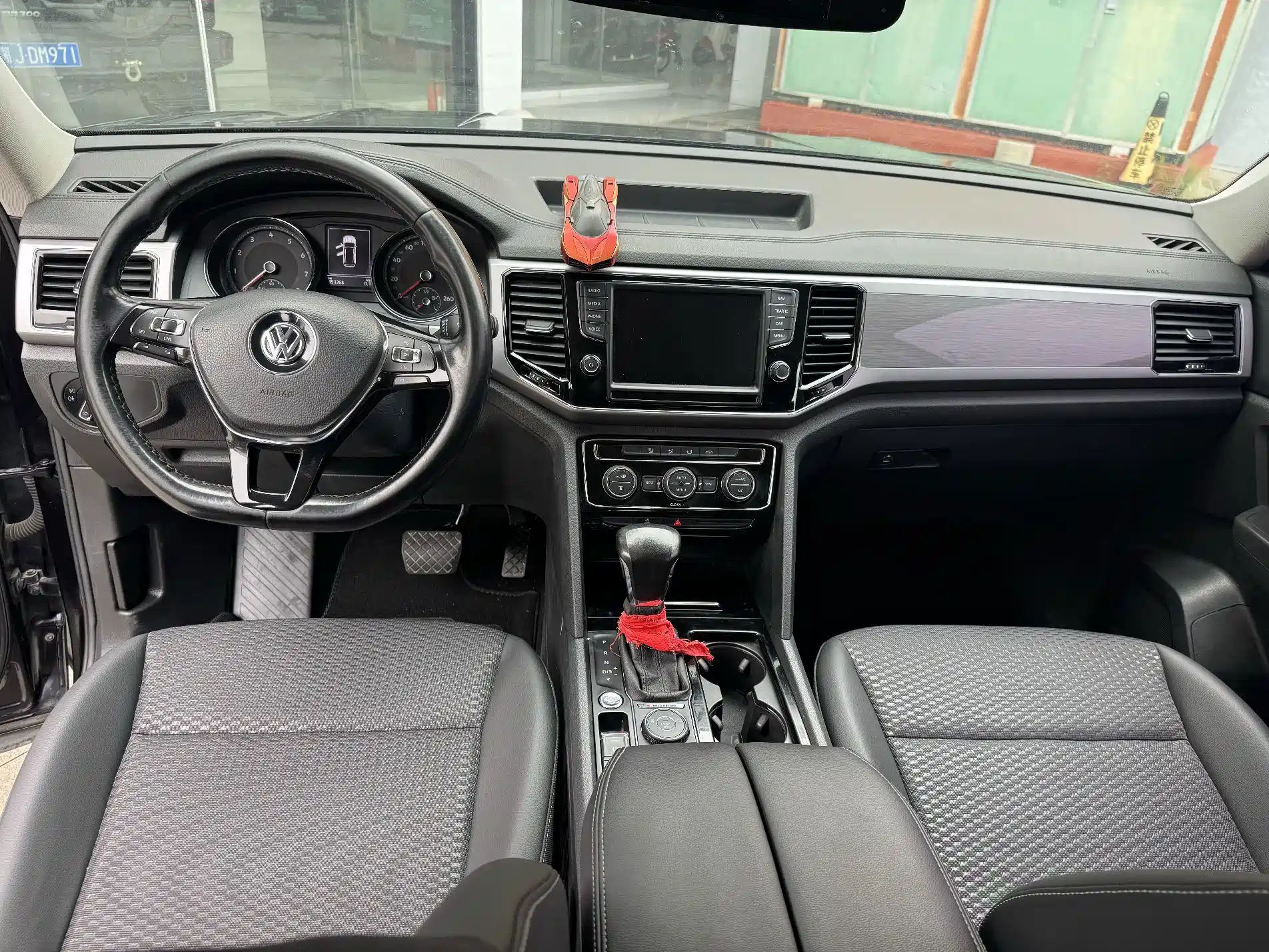 Фото 8 - Volkswagen Teramont