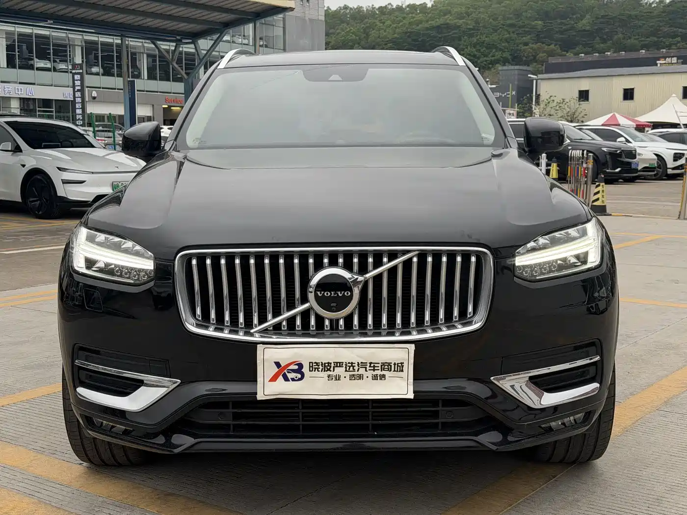 VOLVO XC90