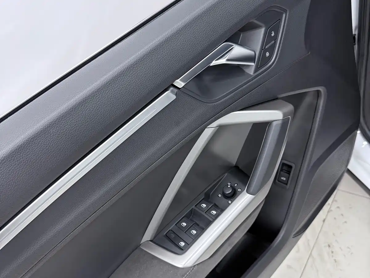 Audi Q3 2022 35 TFSI Fashion Dynamic фото 22
