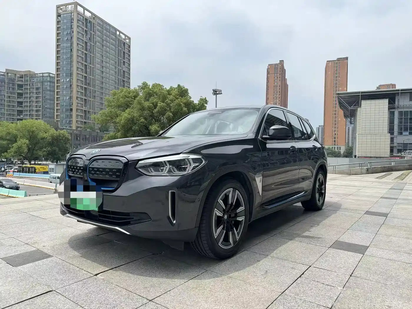 BMW iX3 2021