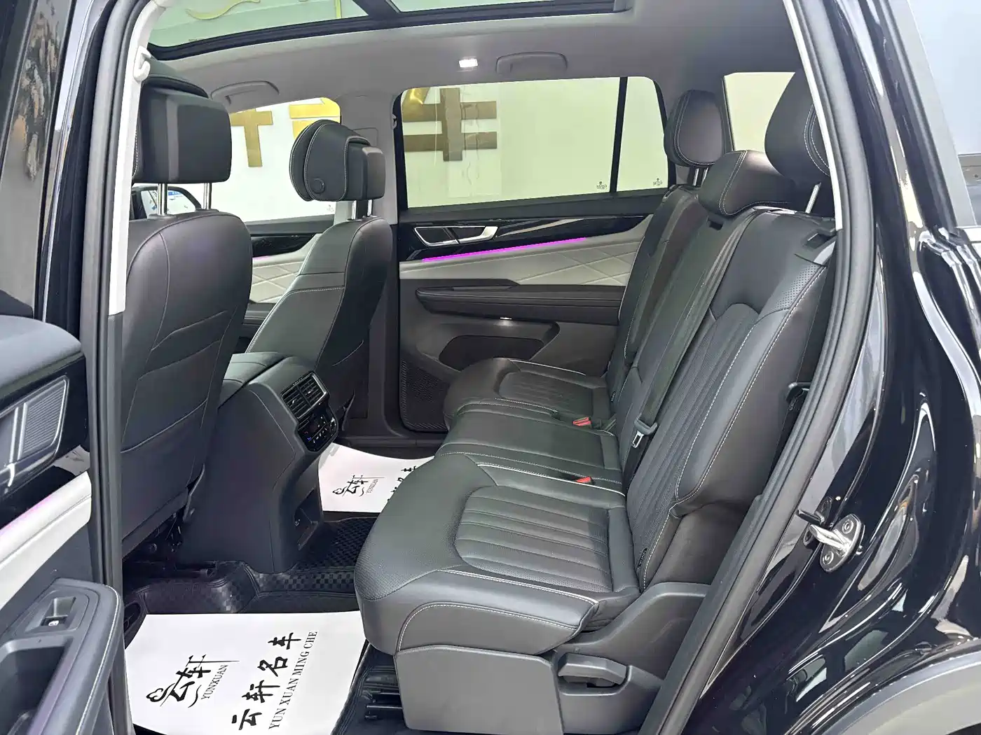 Volkswagen Teramont 2023 380TSI AWD Premium Luxury Edition фото 11