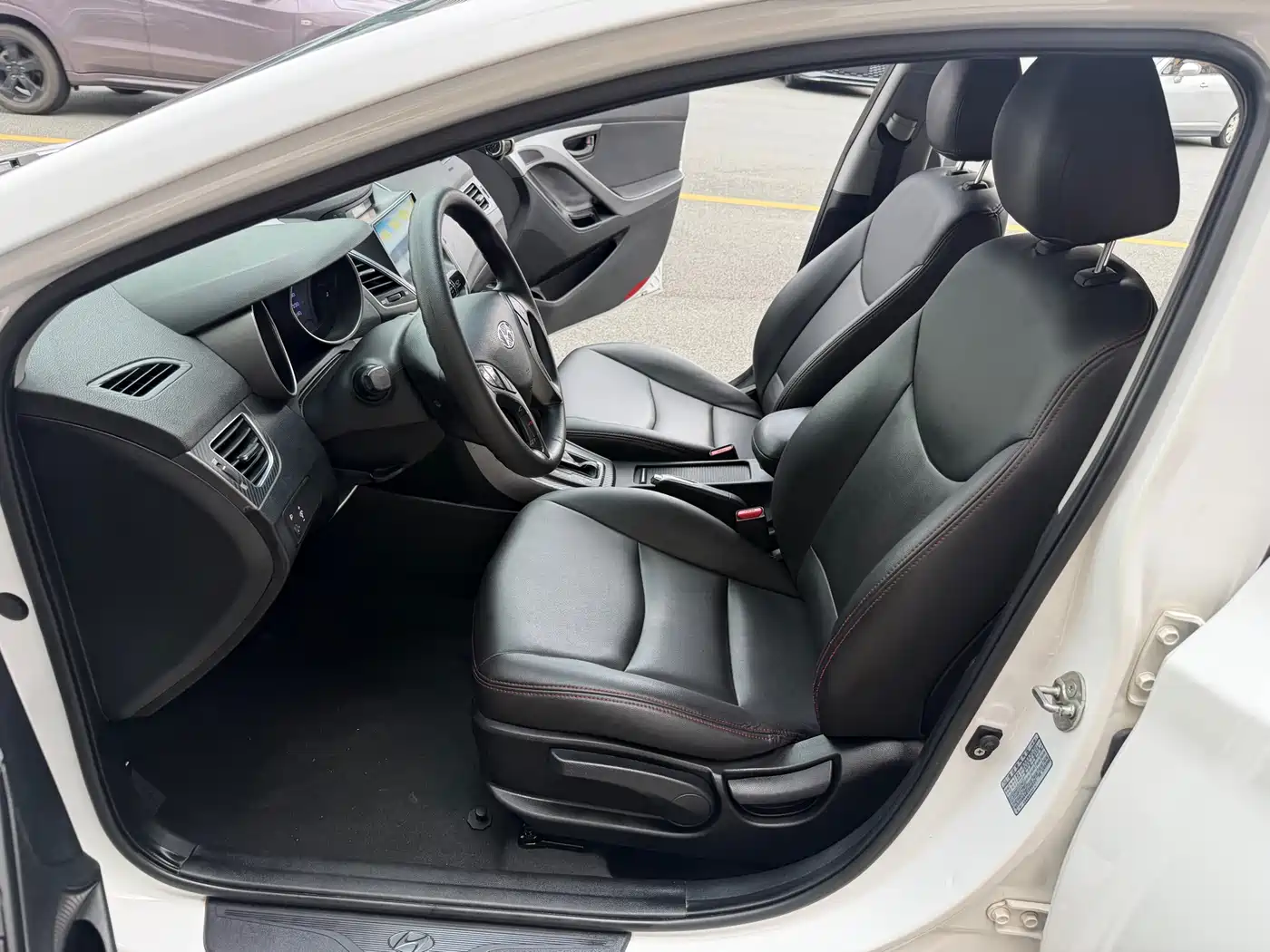 Hyundai Langdong 2016 1.6L Automatic Smart Edition фото 28