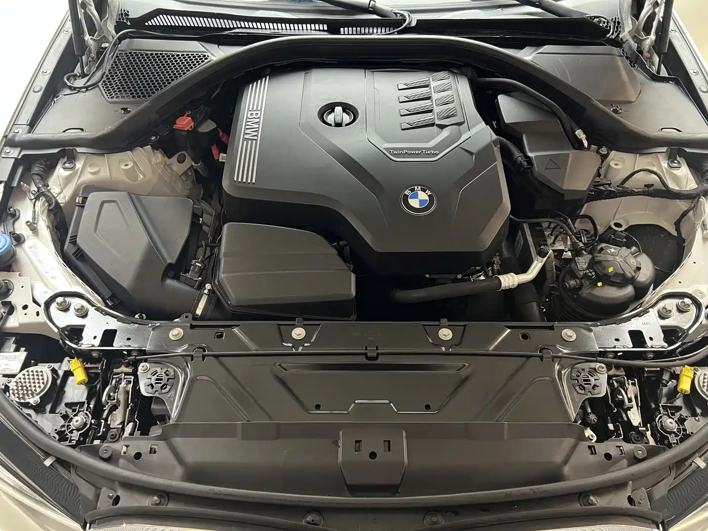 BMW 3 Series 2022 320Li M Sport Package фото 18