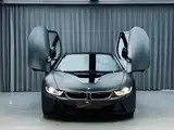Фото 2 - BMW i8