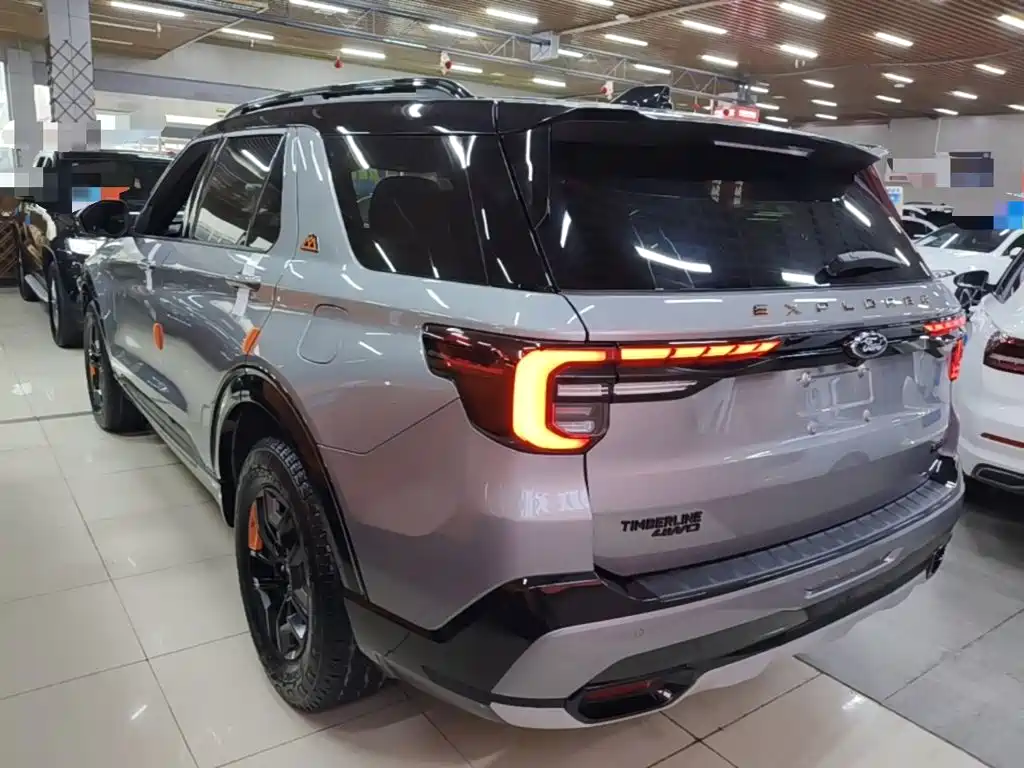 Ford Explorer 2026 2024 2.3T EcoBoost Kunlun Summit Edition 7-Seater