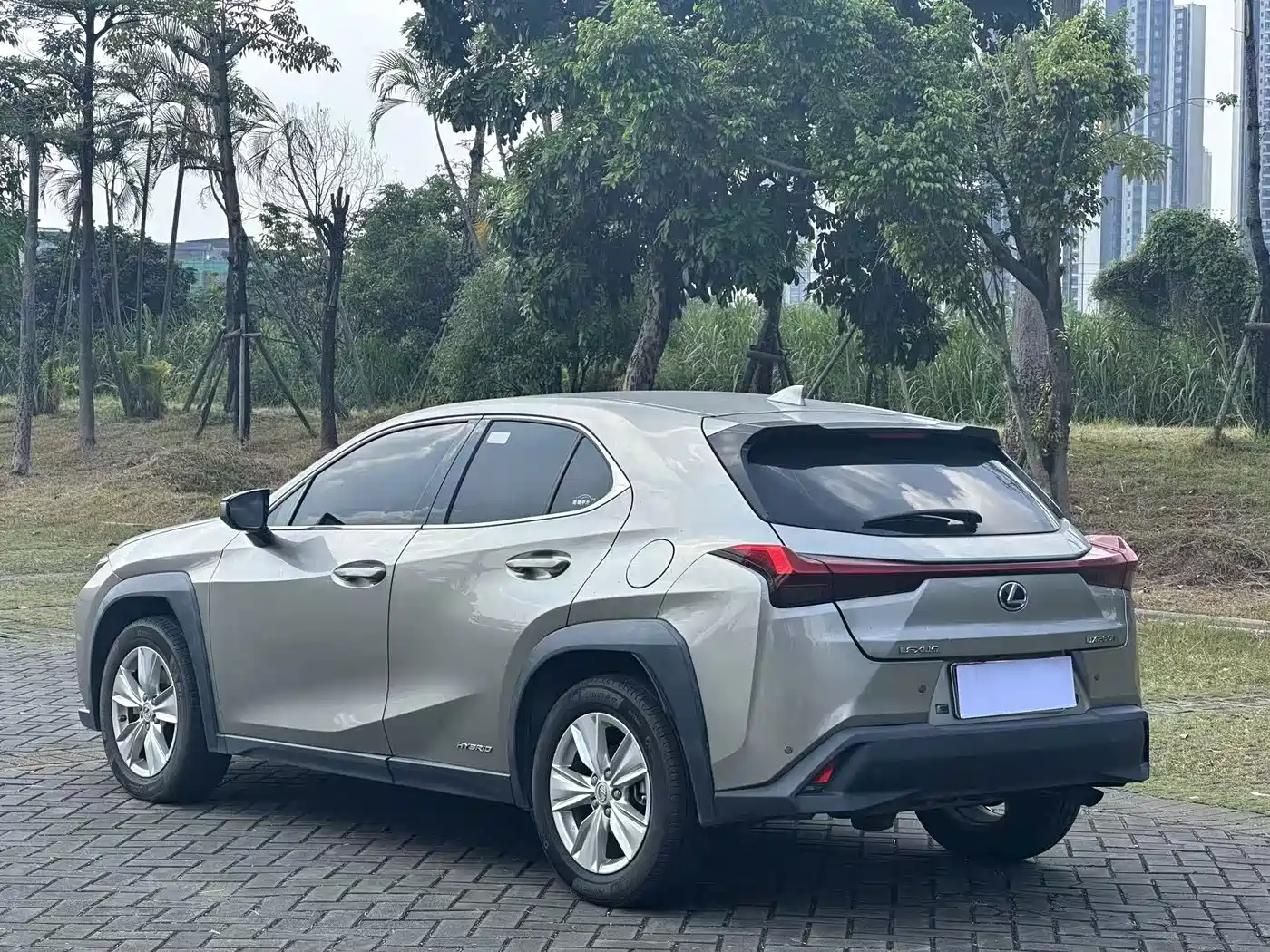 Photo 7 - Lexus UX