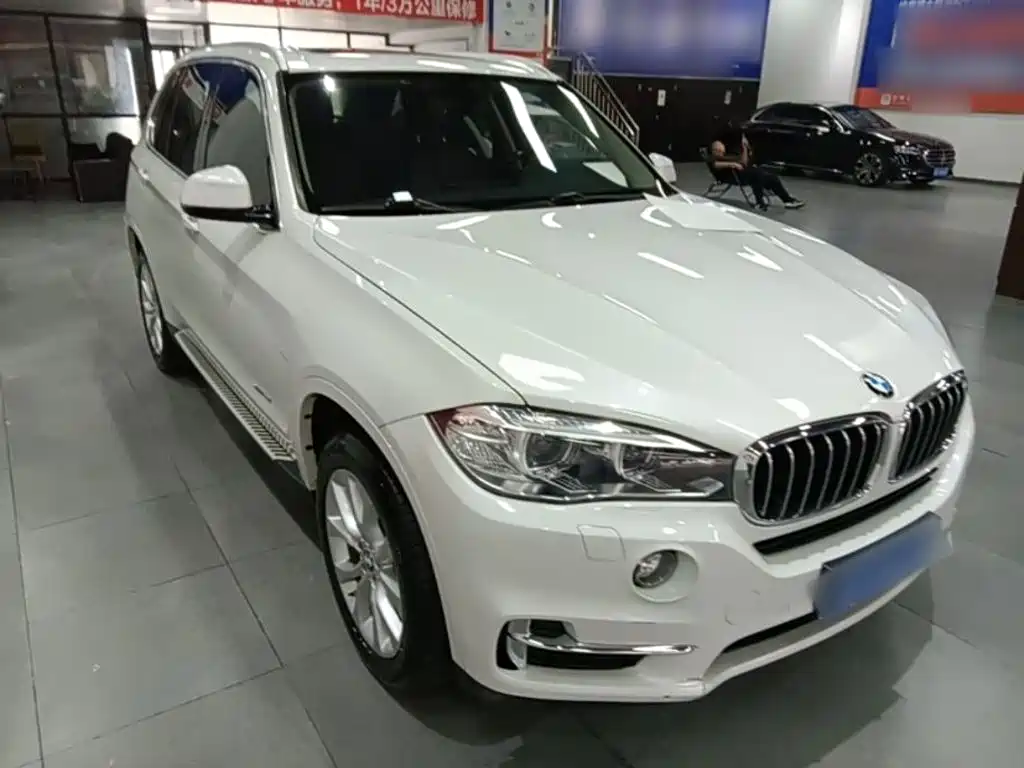 Photo 4 - BMW X5 (Import)