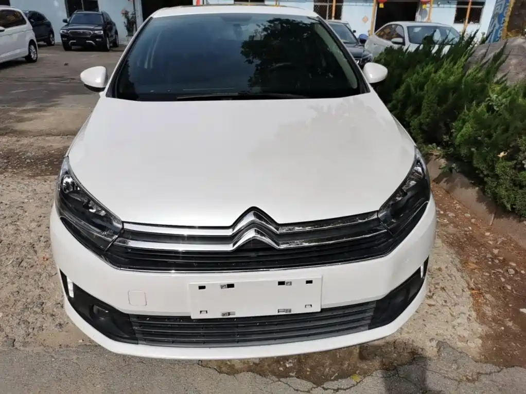 Photo 3 - Citroën C4 C-Quatre