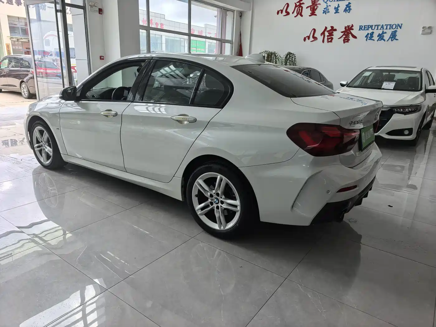 BMW 1 Series 2024 2023 120i M Sport Shadow Edition