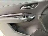 Photo 16 - Cadillac XT4