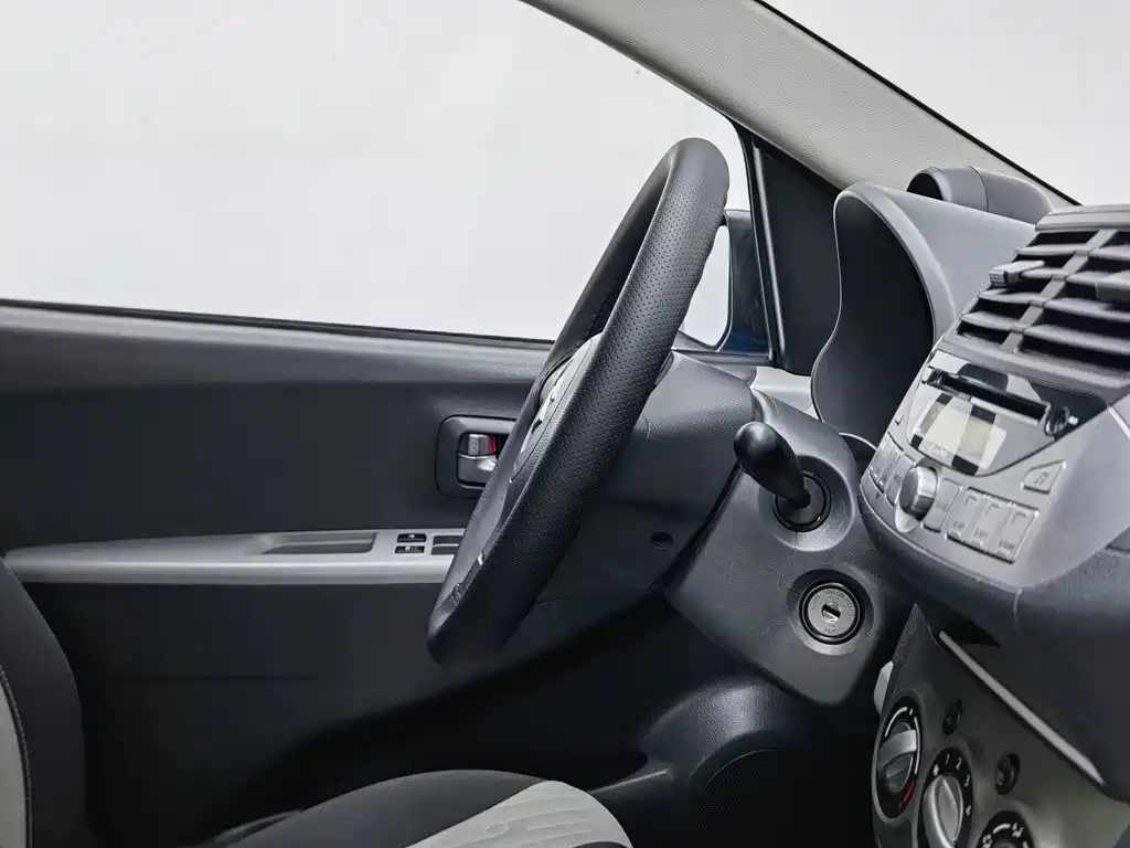 Suzuki Alto 2013 2013 1.0L Manual Deluxe