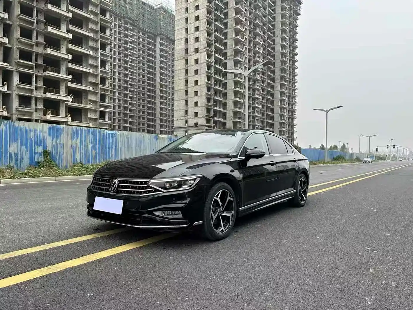 Volkswagen Magotan 2023 Model 2 Million Commemorative Edition 330TSI DSG Luxury
