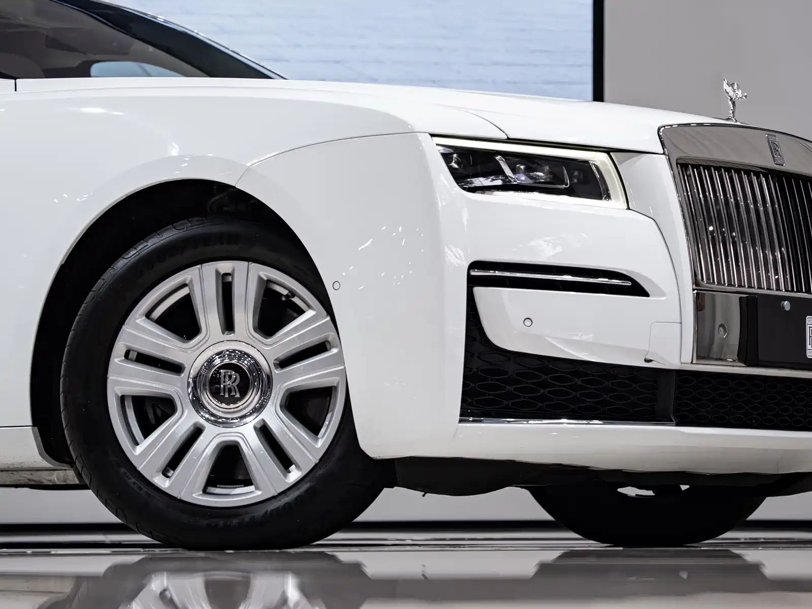 Фото 7 - Rolls-Royce Ghost