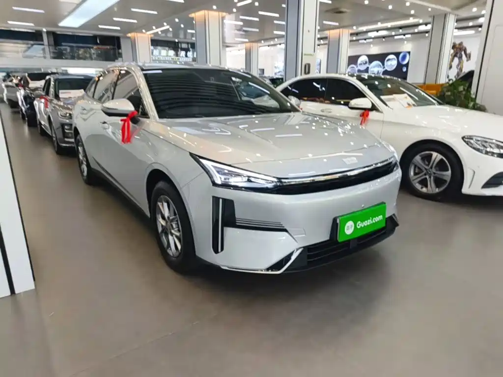 Geely Galaxy Galaxy L6 2025 2025 EM-i 60km Explorer Edition