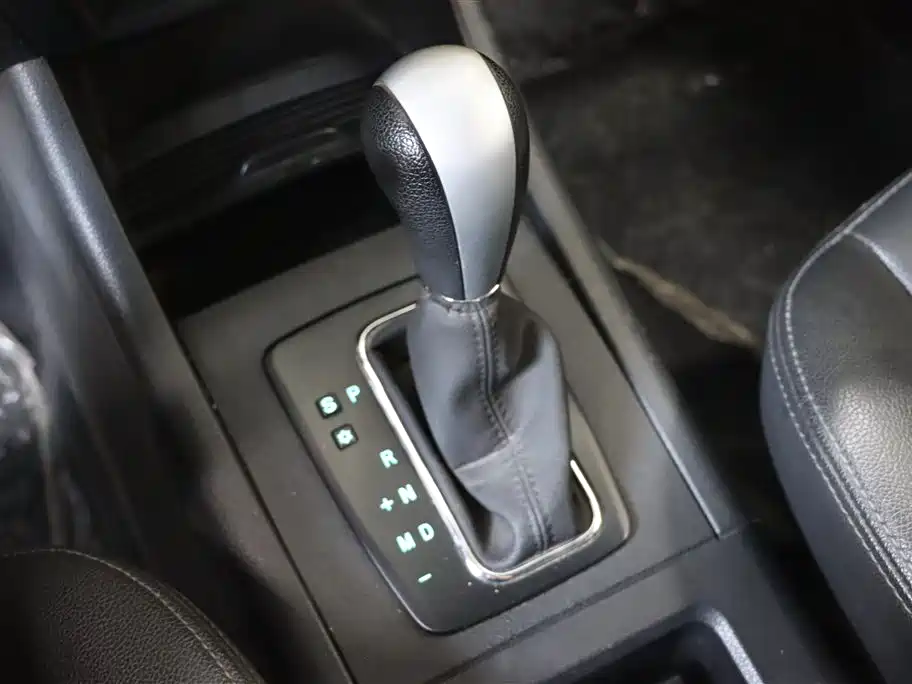 BAIC Senova X65 2015 2015 2.0T Automatic Luxury