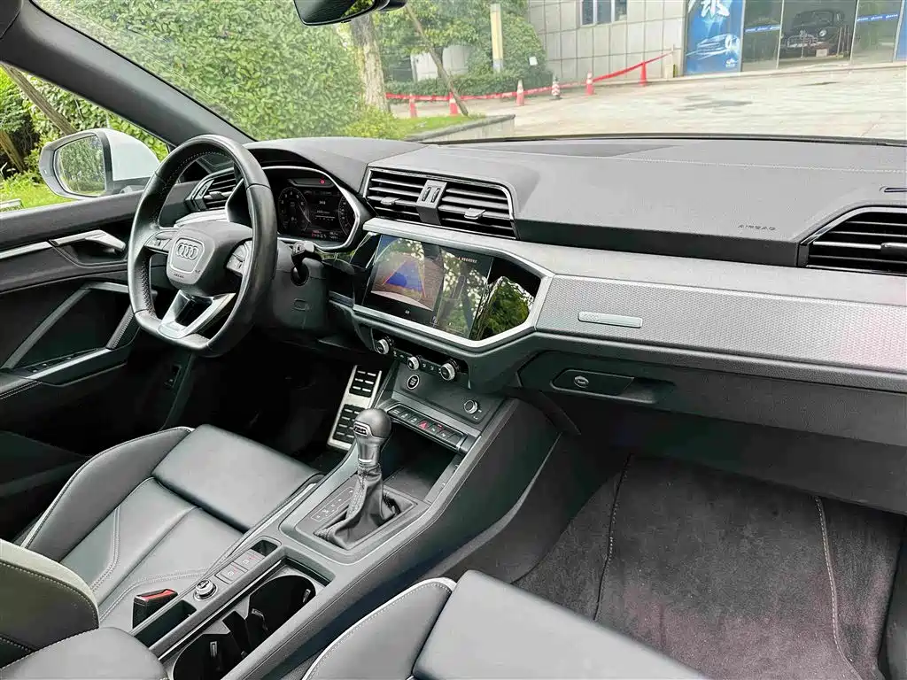 Audi Q3 2024 2024 40 TFSI Fashion Sport