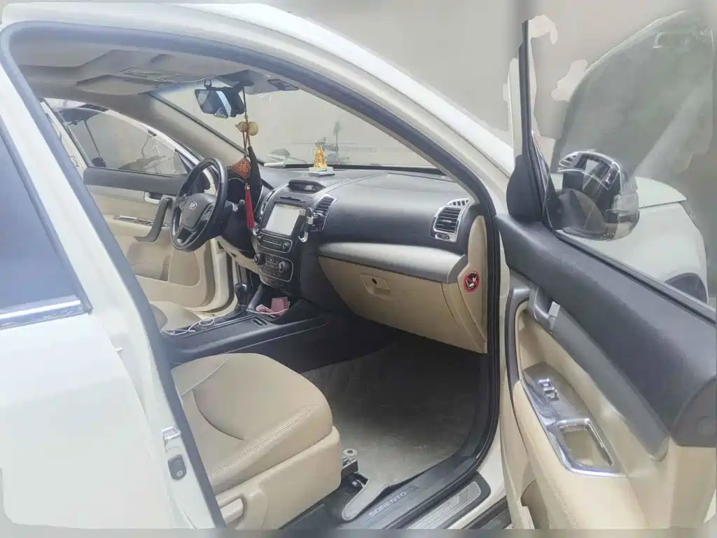 Kia Sorento 2014 2013 2.4L 5-seat Gasoline Luxury Edition