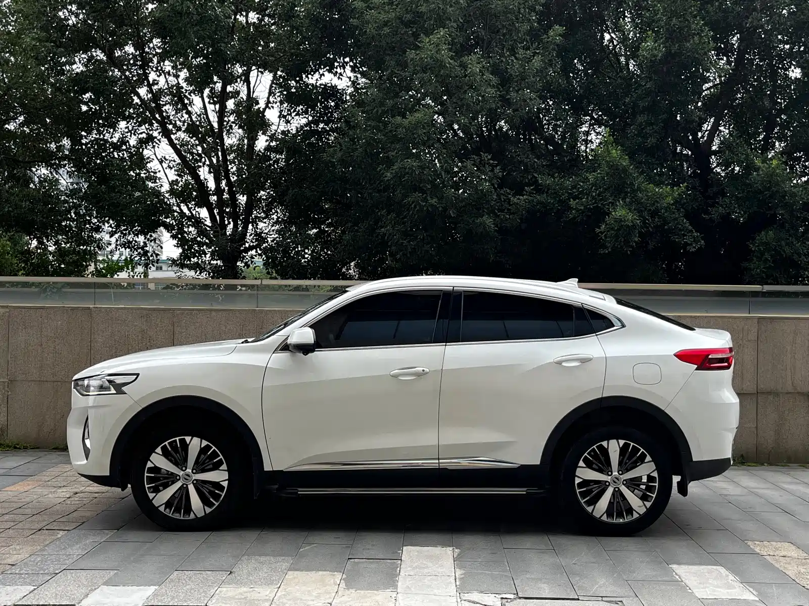 Фото 11 - Haval F7x
