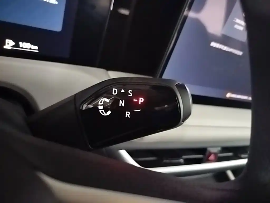Фото 14 - Jetta VS8