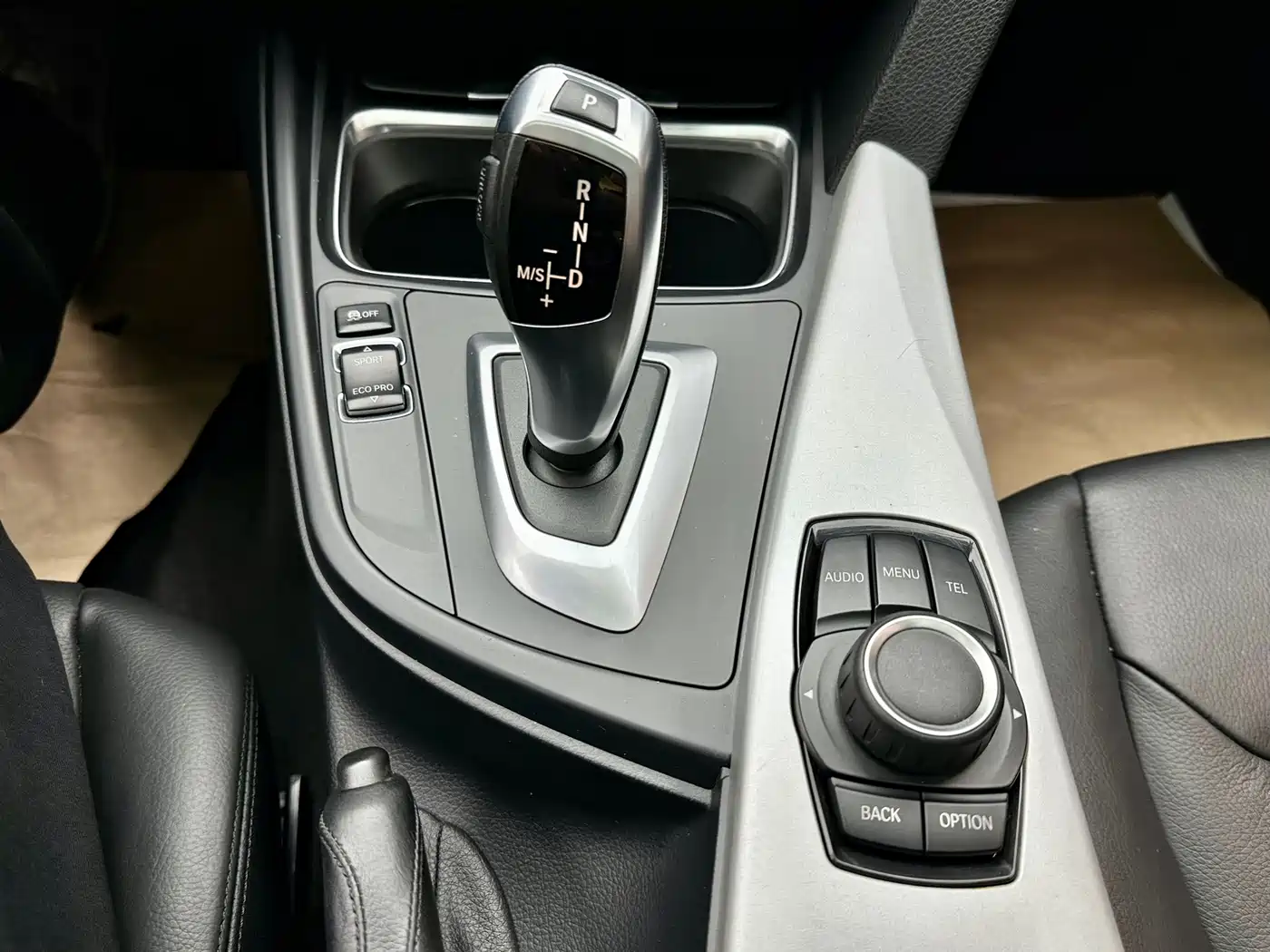 BMW 3 Series 2014 320i Fashion фото 7