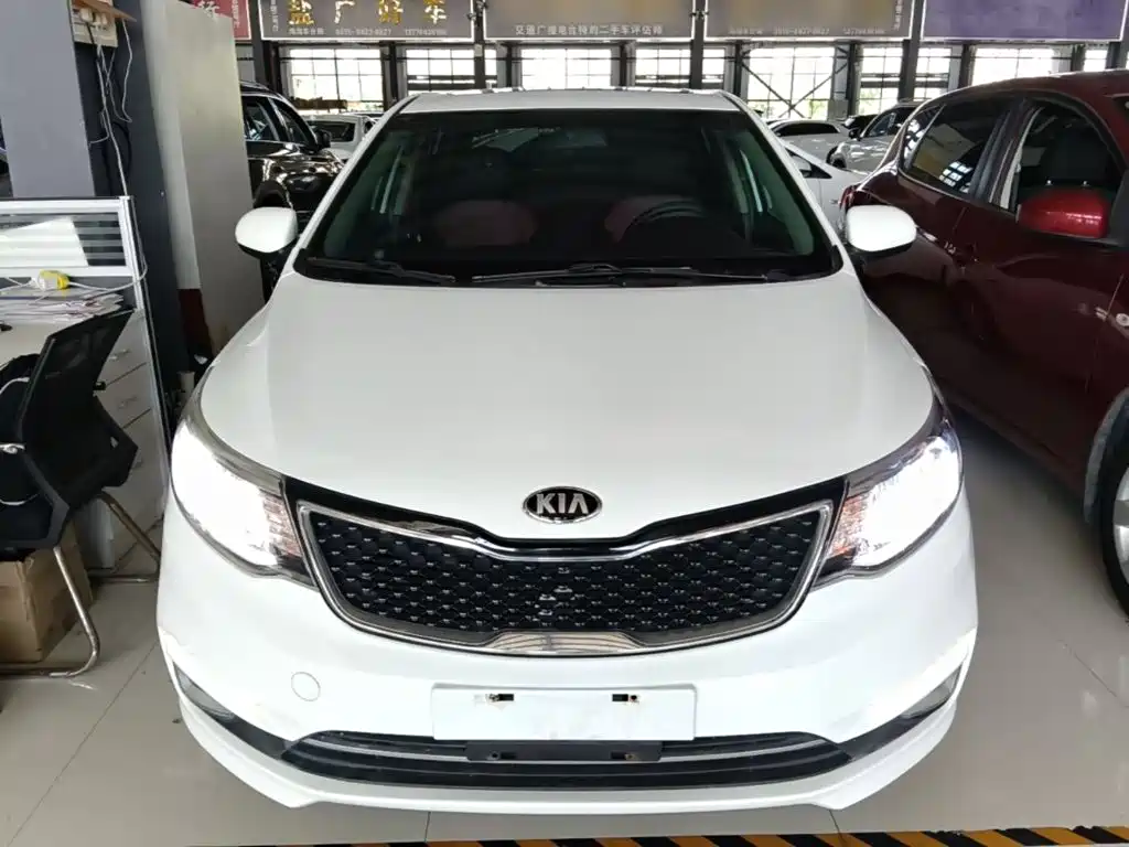 Kia K2 2016 2015 Hatchback 1.4L AT GLS Cool Edition