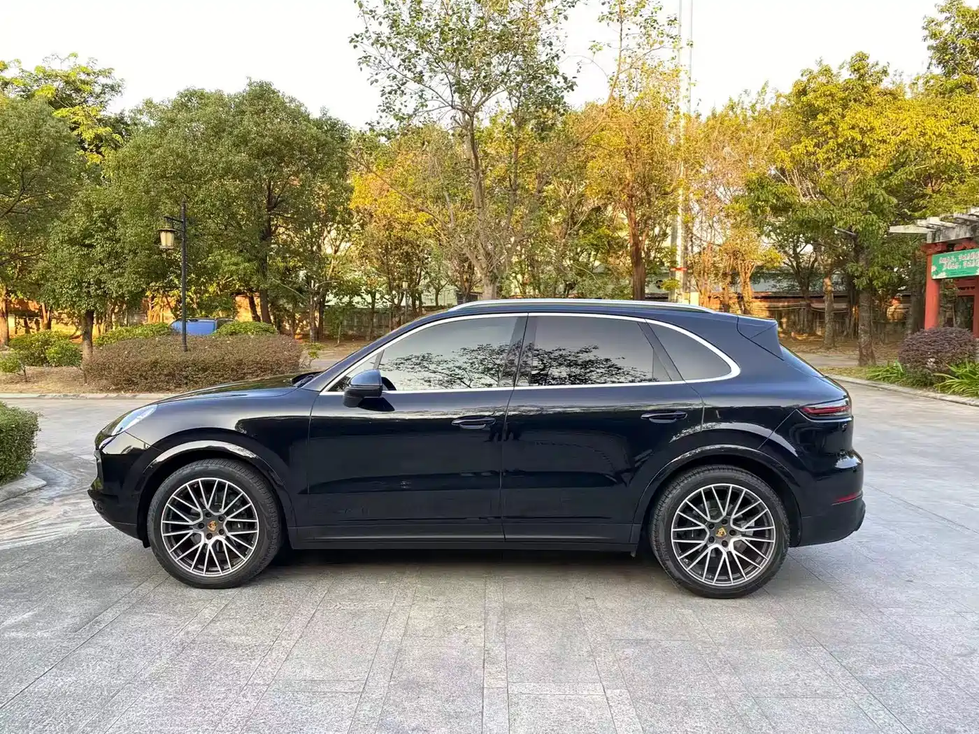 PORSCHE CAYENNE