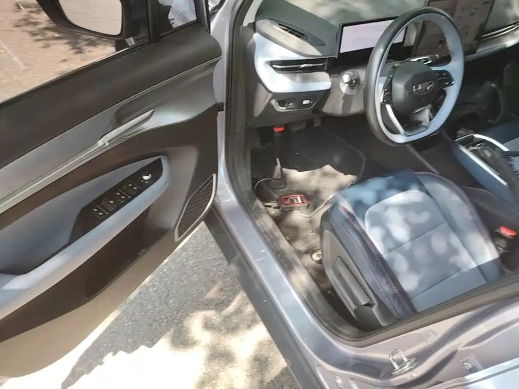 Geely Geometry M6 2023 2022 450 New Intelligence Edition