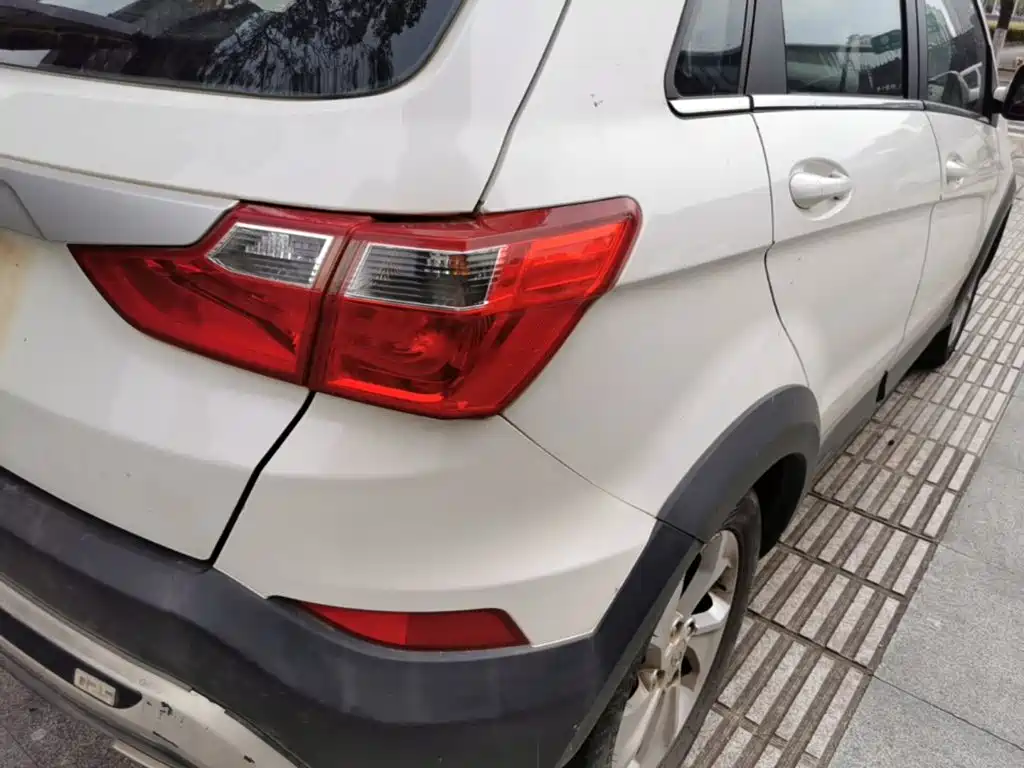 BAIC Changhe Q25 2016 2016 1.5L Manual Fun Edition