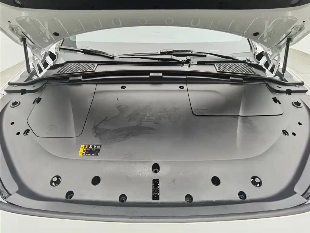 RISING AUTO FEIFAN R7