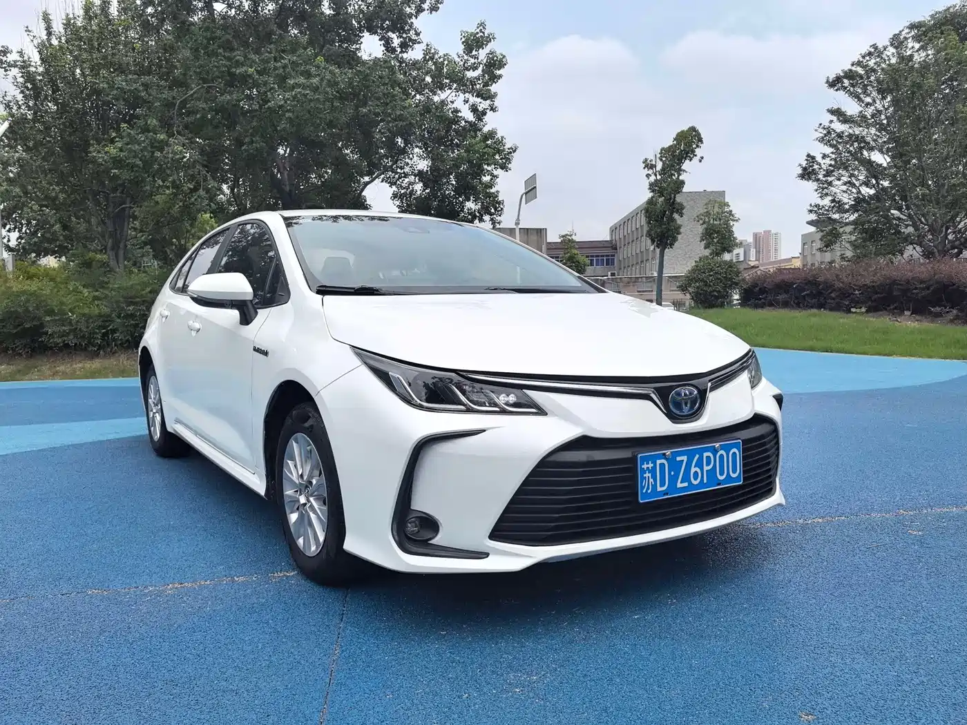 Фото 3 - Toyota Corolla