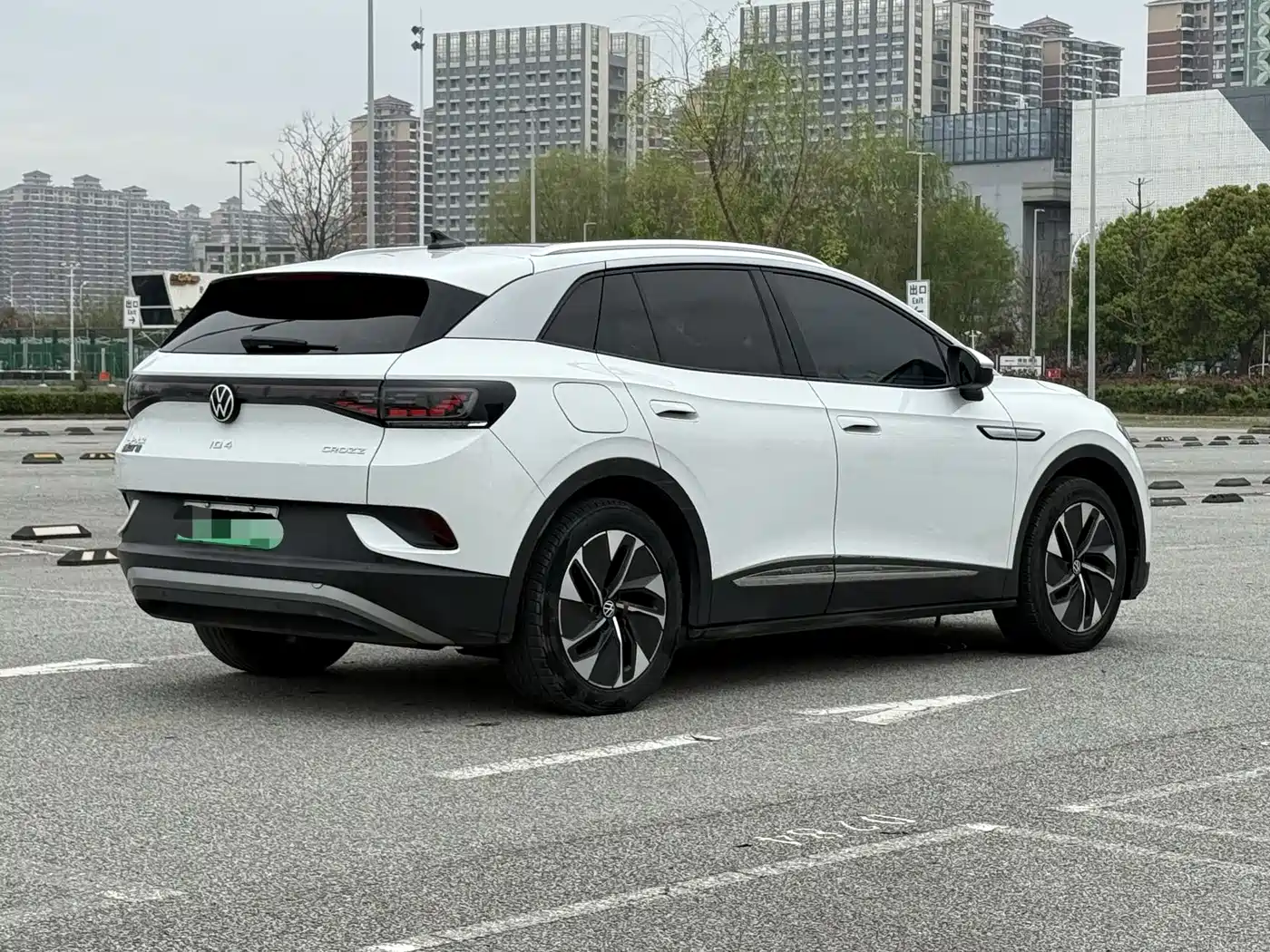 VOLKSWAGEN ID.4 CROZZ