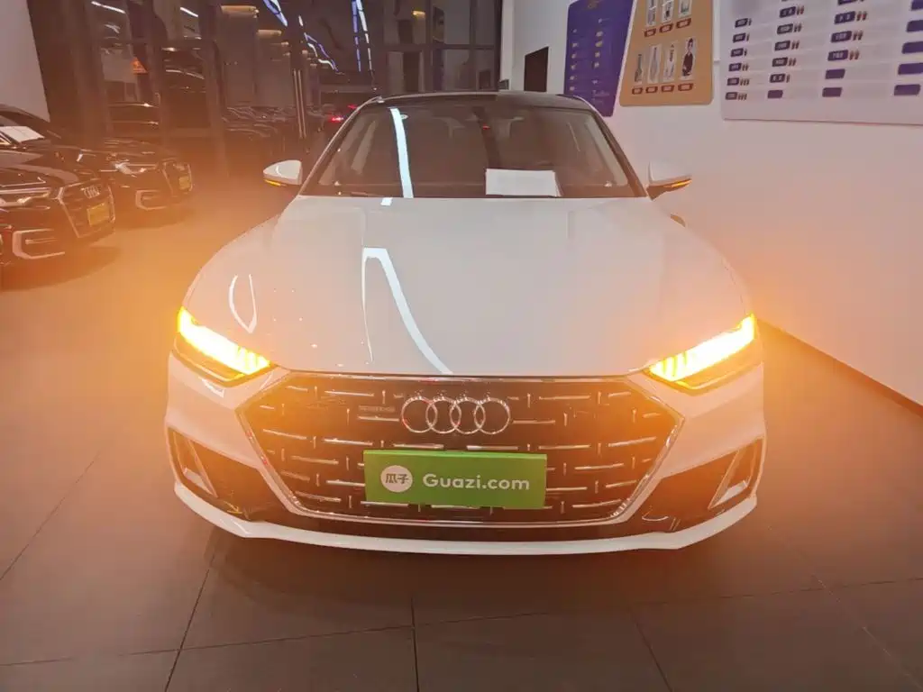 Audi A7L 2025 2024 45 TFSI quattro Premium Luxury