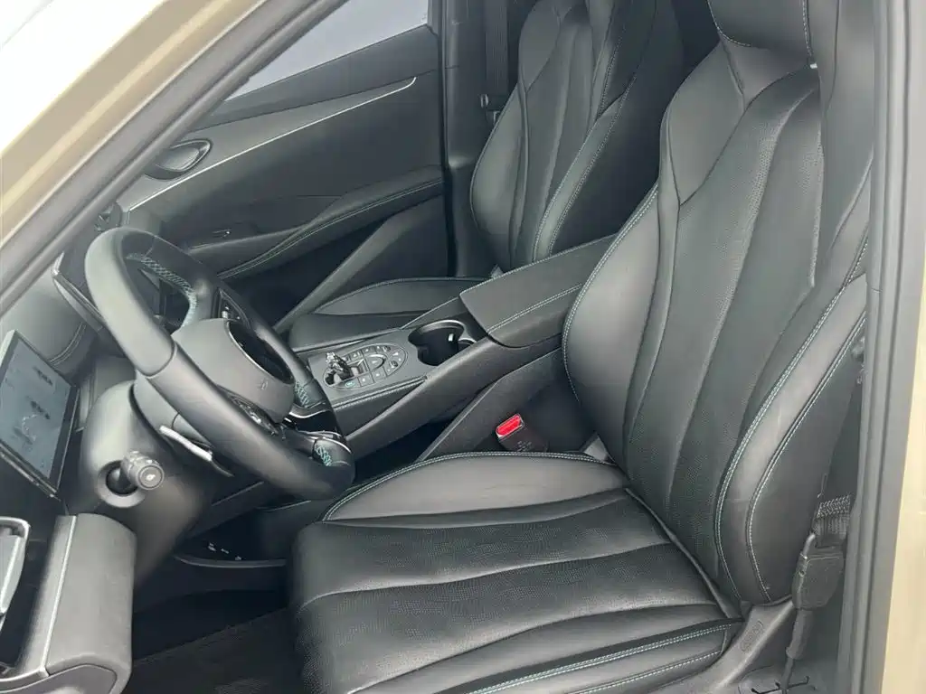 BYD SEAL 06 NEW ENERGY