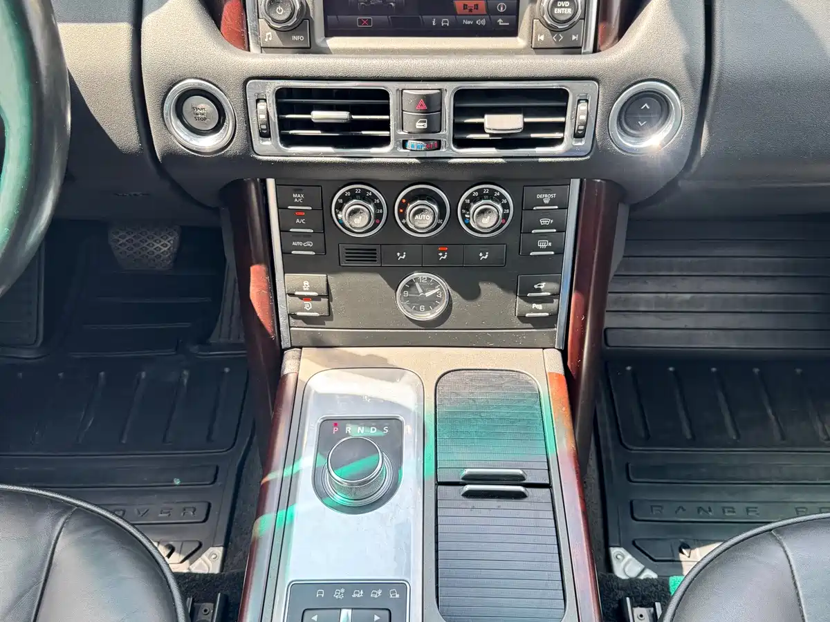 Land Rover Range Rover 2013 2012 4.4 TDV8