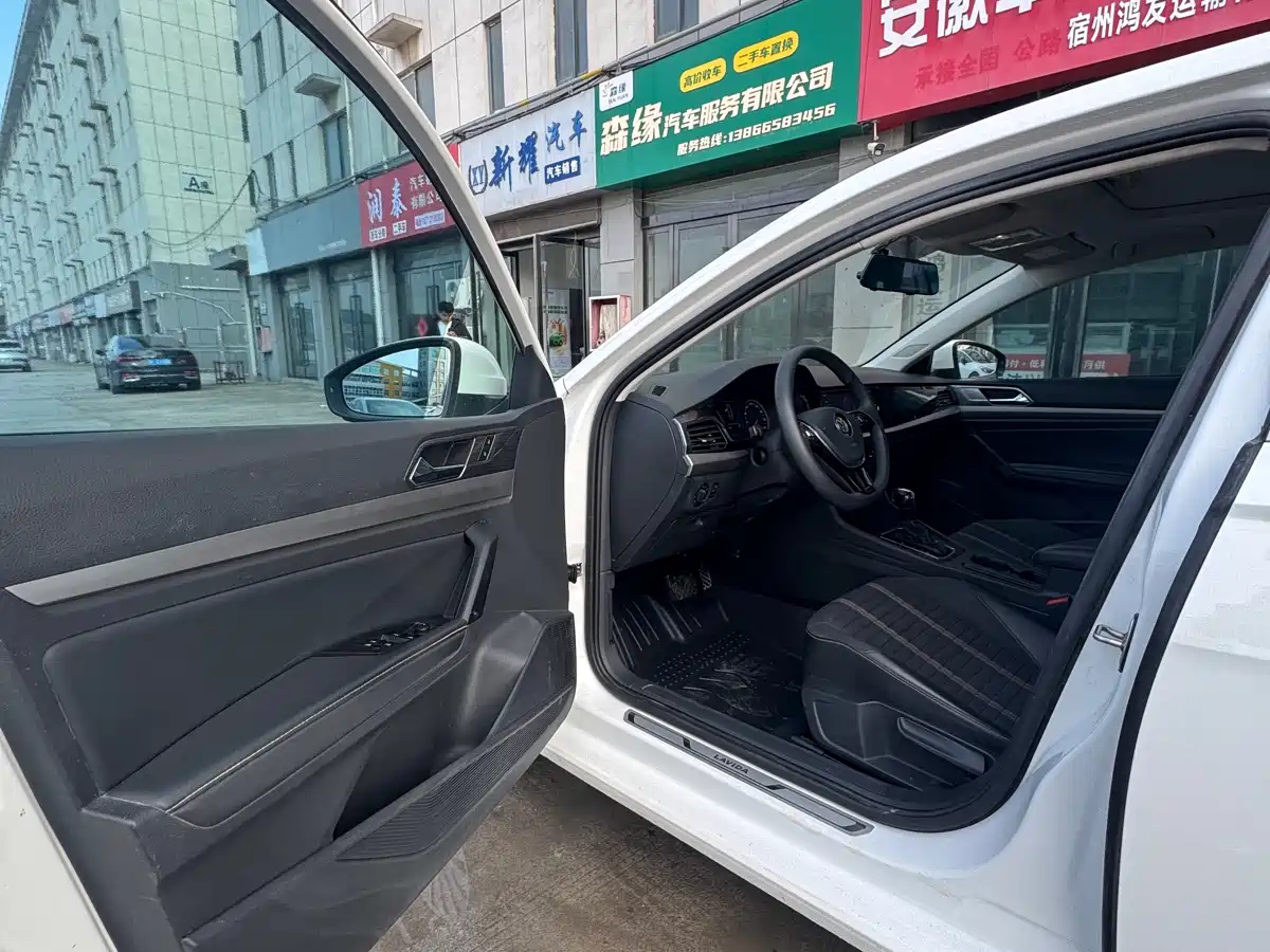 Volkswagen Lavida 2019 280TSI DSG Comfort Edition China VI фото 3