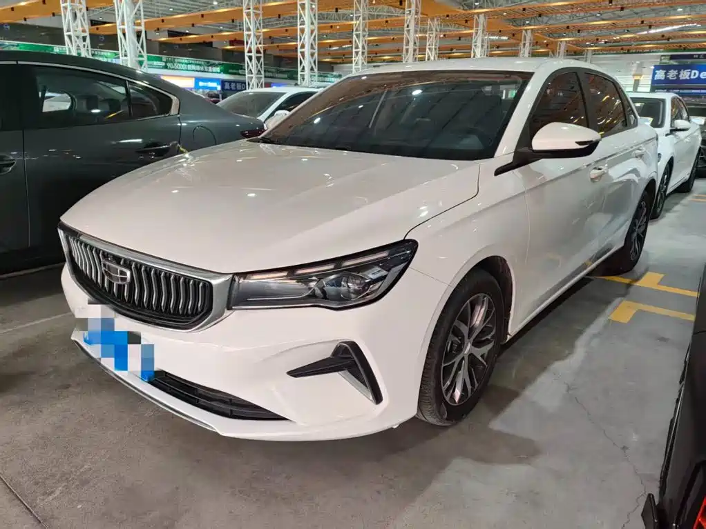 Geely Emgrand 2023 — пригон из Китая