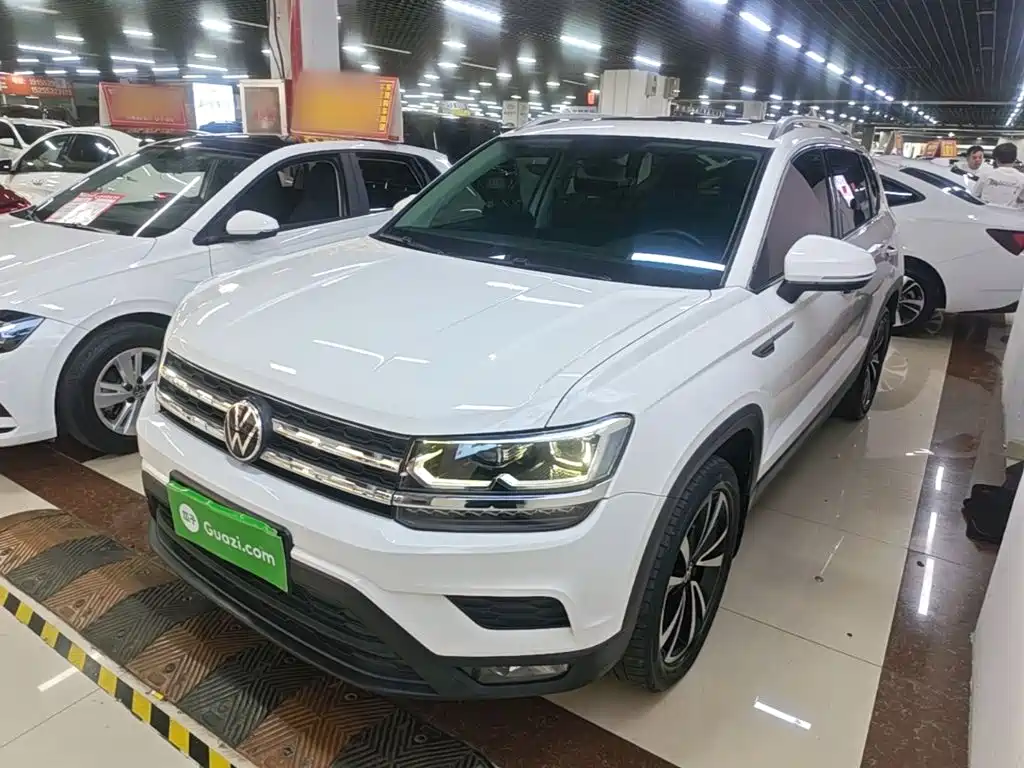Volkswagen Tharu, миниатюра 2