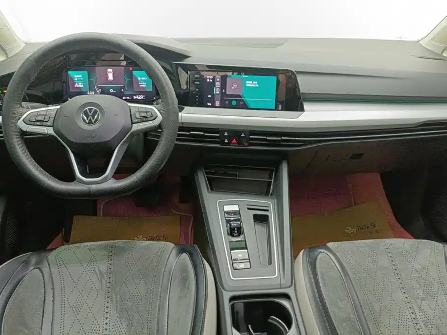 Volkswagen Golf 2024 2023 Facelift 280TSI DSG Pro