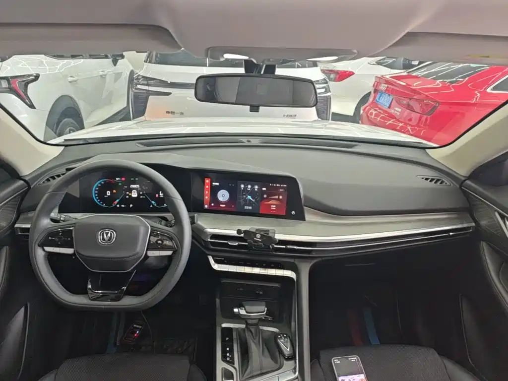 Фото 10 - Changan CS35 PLUS