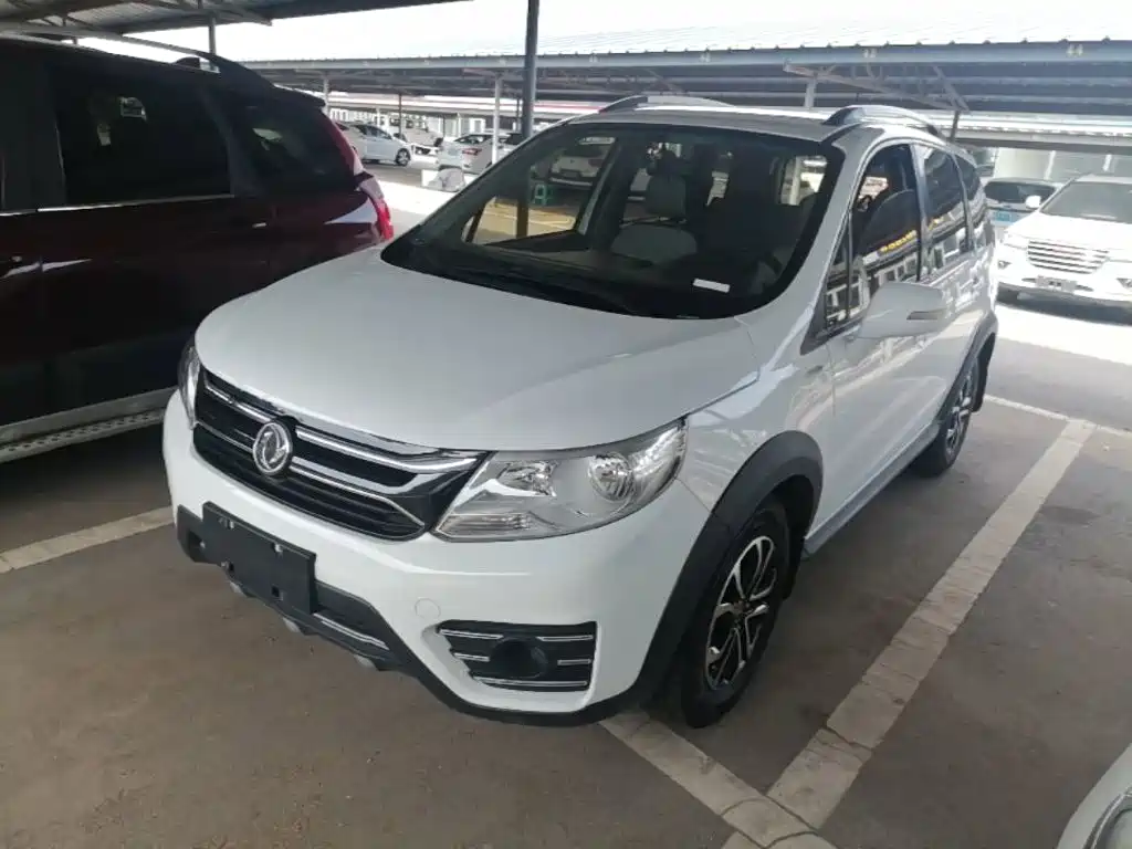 Dongfeng Fengxing Joyear XV 2017 2016 1.6L CVT Comfort