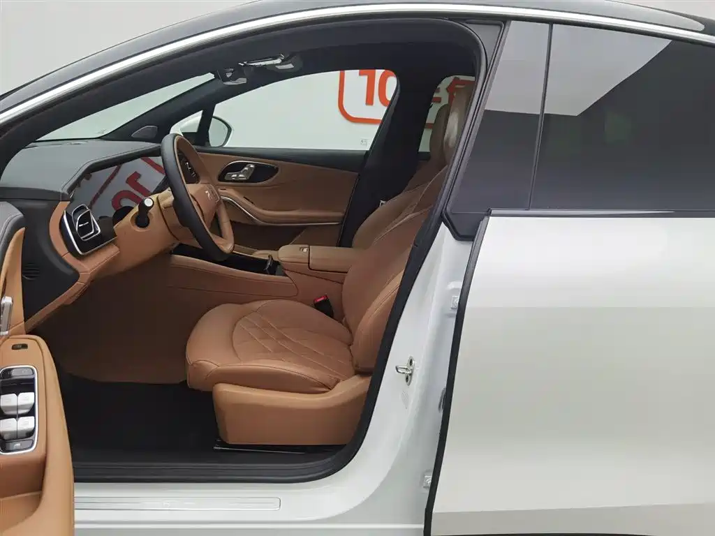 RISING AUTO FEIFAN R7