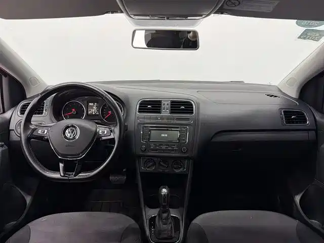 Volkswagen Polo 2016 1.6L Automatic Comfort фото 12