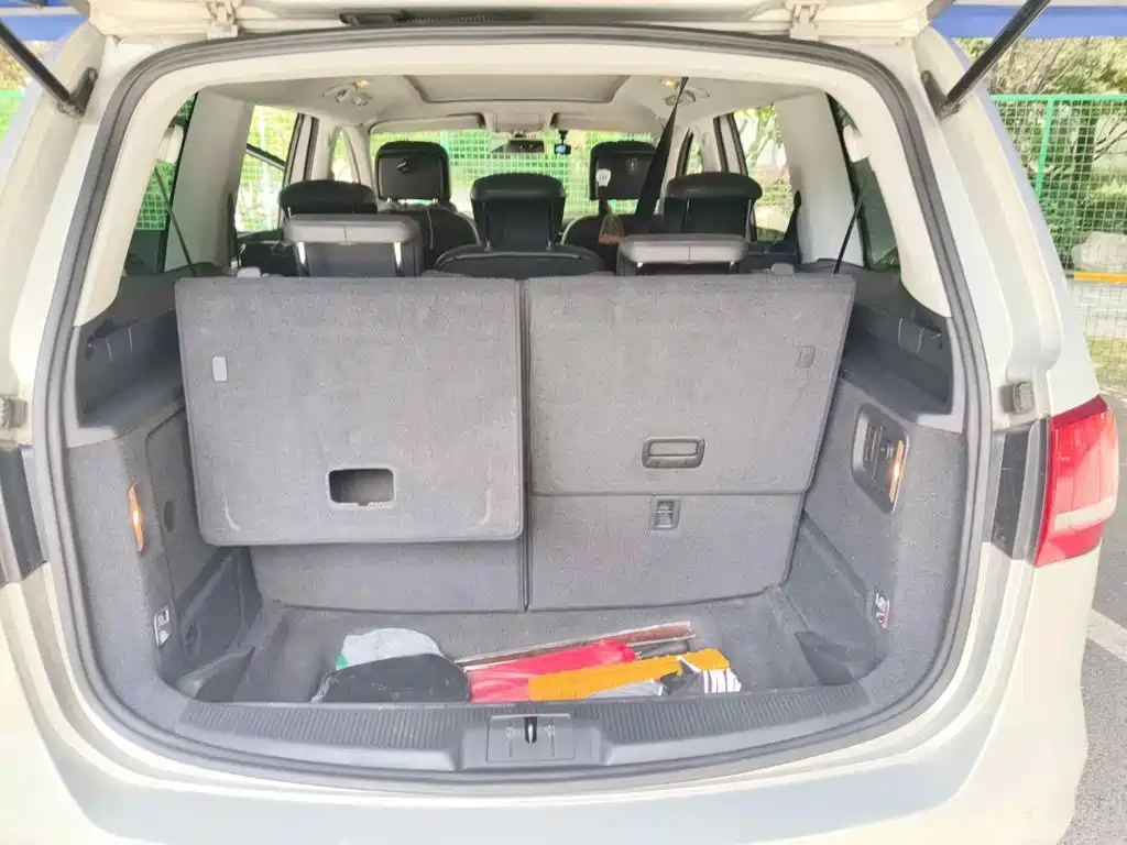 Фото 5 - Volkswagen Sharan