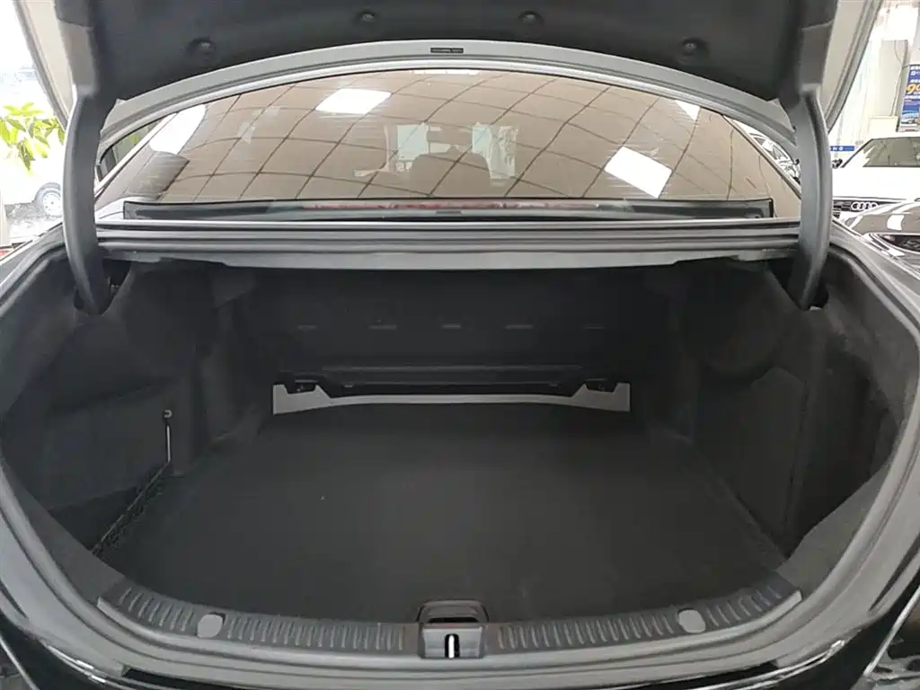 Mercedes-Benz E-Class 2022 E 260 L Sport фото 19