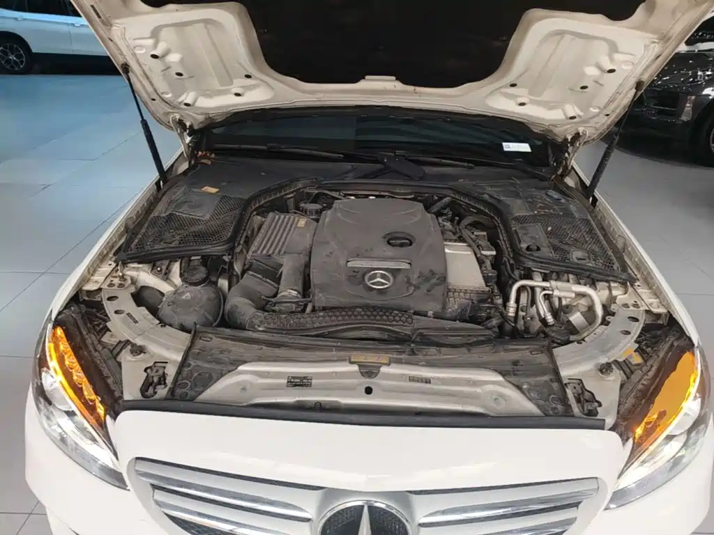 Фото 20 - Mercedes-Benz C-Class