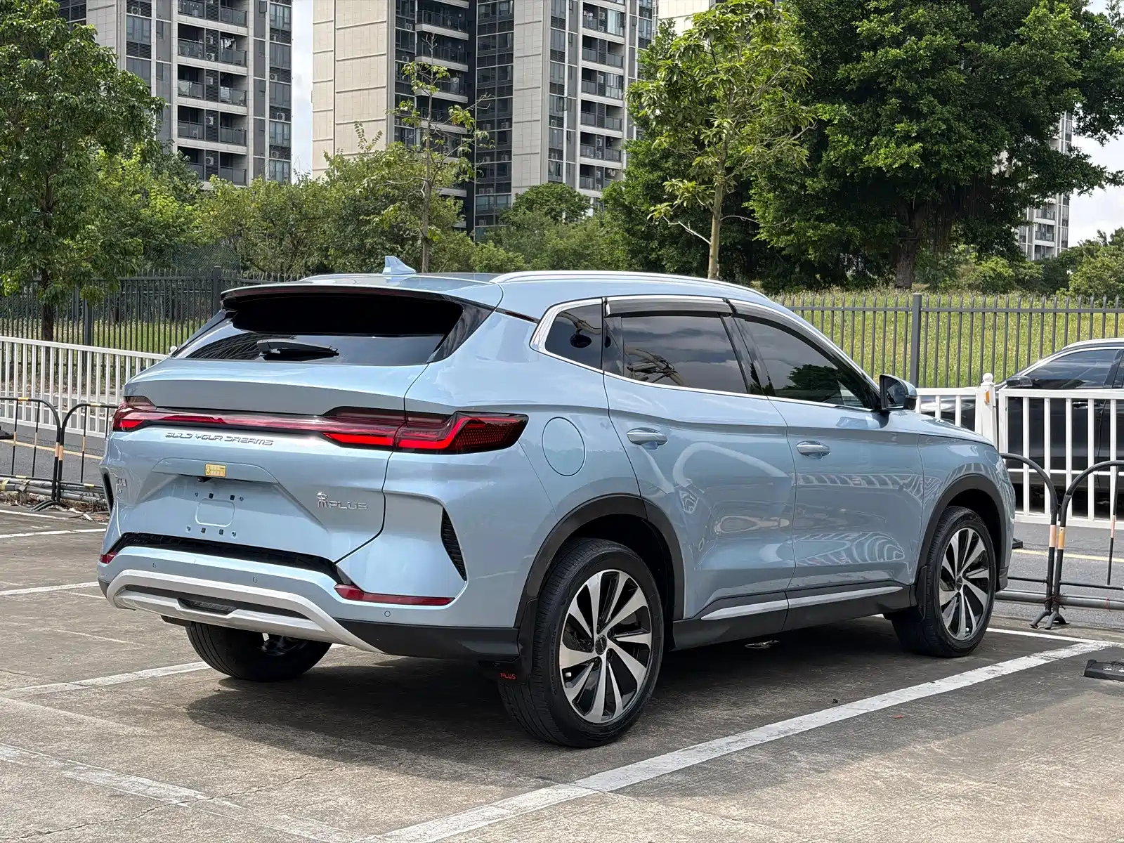 Photo 4 - BYD Song PLUS PHEV