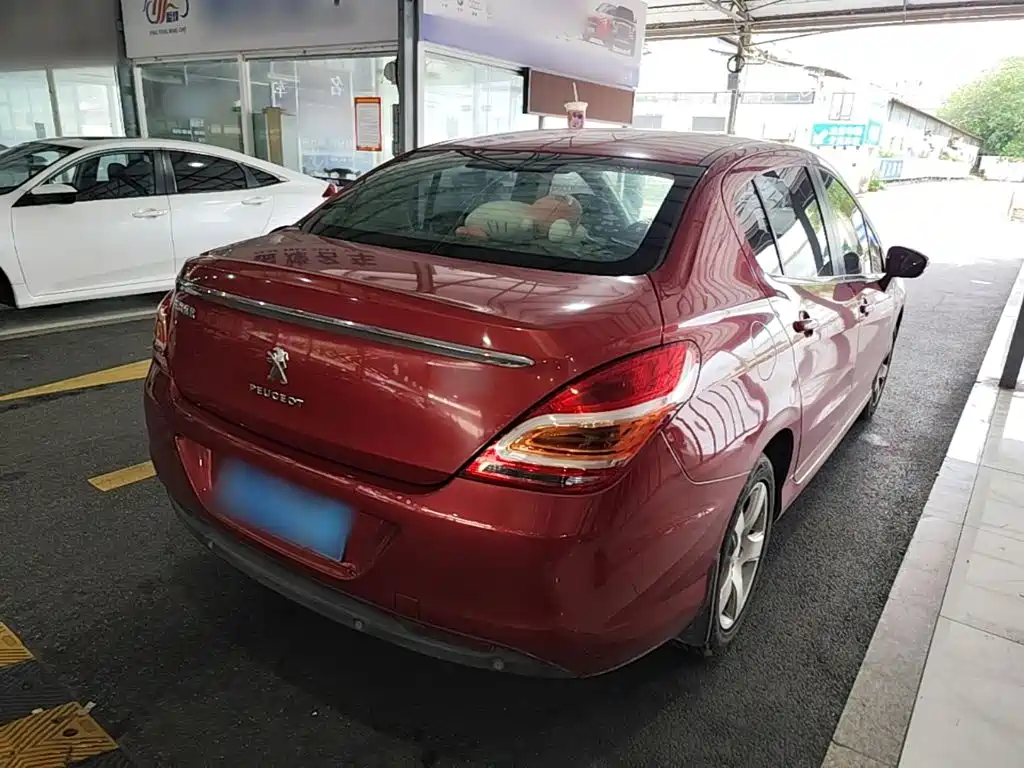 Peugeot 308 2015 2014 Model Joy Edition Classic 1.6L Manual Superior Style