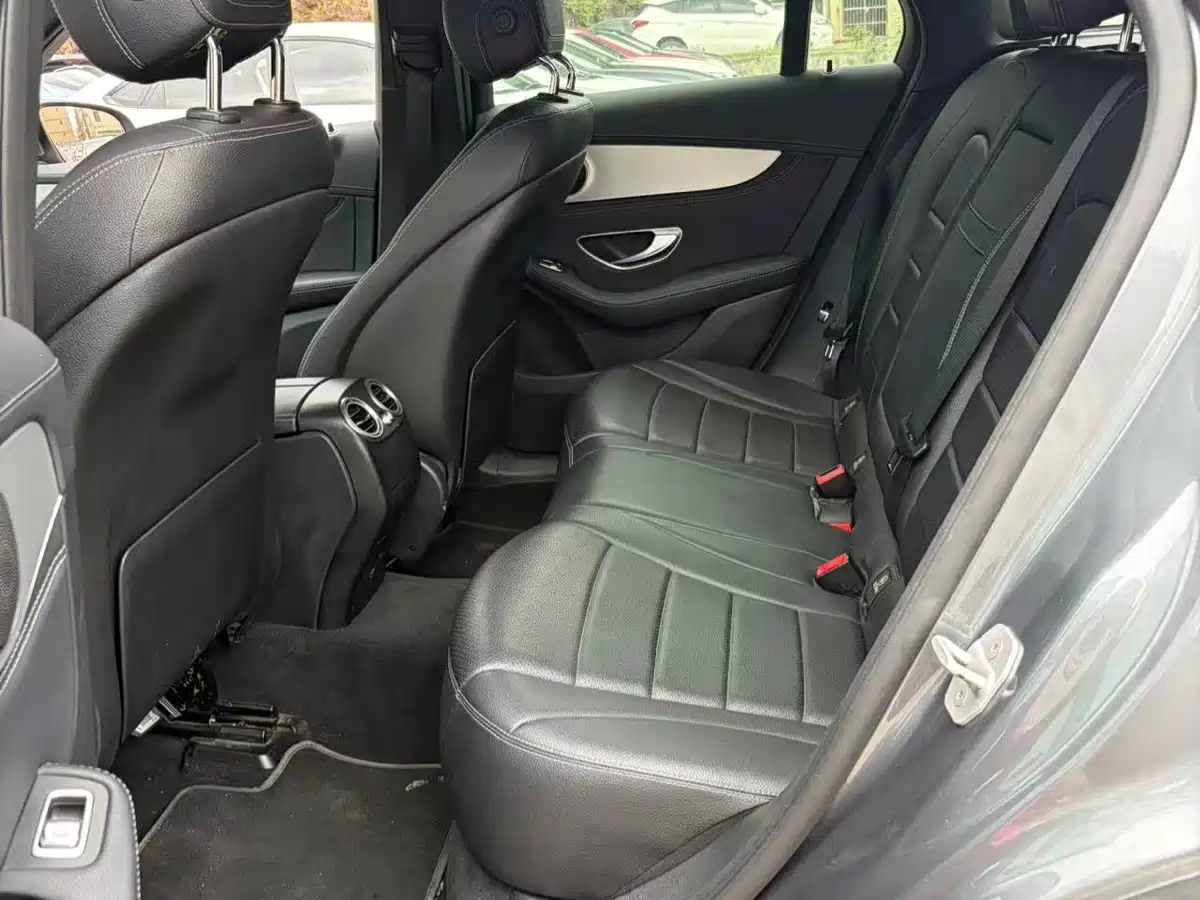Фото 4 - Mercedes-Benz GLC
